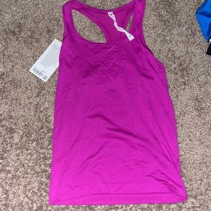 Lulu Swiftly Tech tank